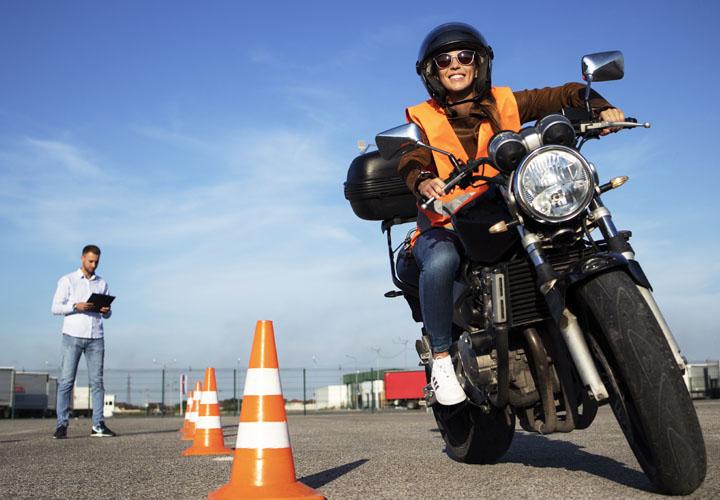 摩托车安全训练